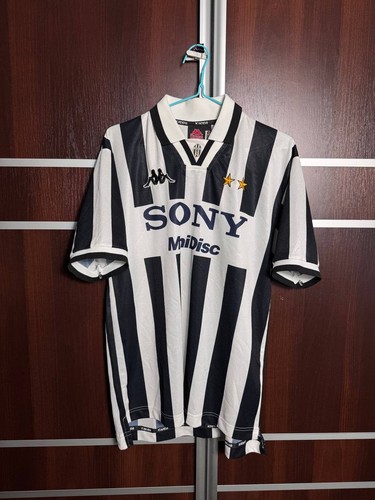 Juventus 1995 1997 - juventus, home