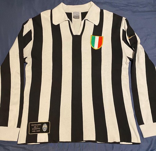 Juventus jersey 1905-2005