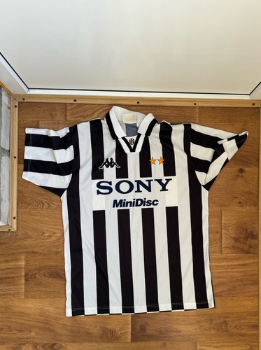Juventus italy 1996 1997 home - juventus, 1996/1997