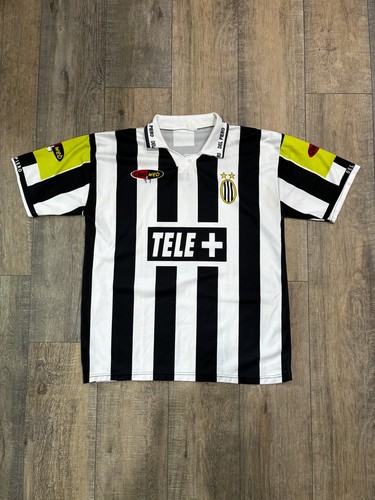 Juventus home 2000 2001 10 - juventus,