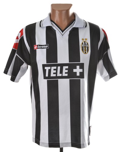 Juventus 2000 2001 home - juventus,